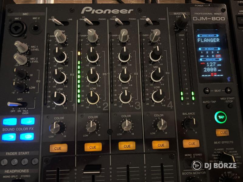 Pioneer DJM-800 4 csatornás DJ keverő