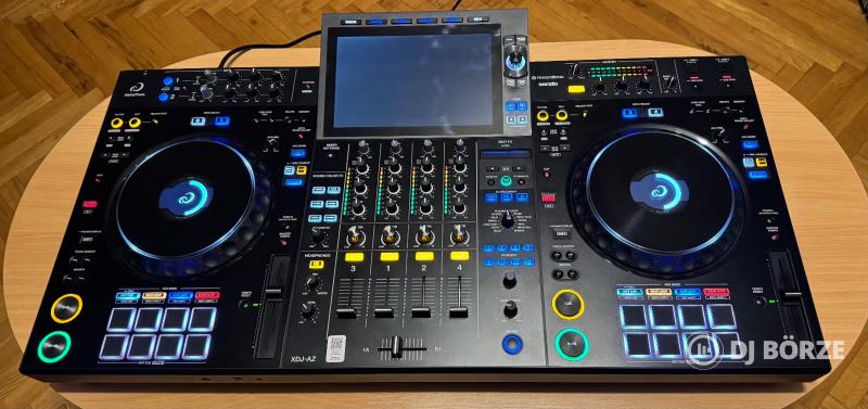 Pioneer DJ XDJ-AZ all-in-one DJ szett