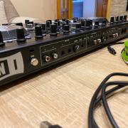 Traktor Kontrol S4 MK2 DJ kontroller szett + Decksaver + UDG táska