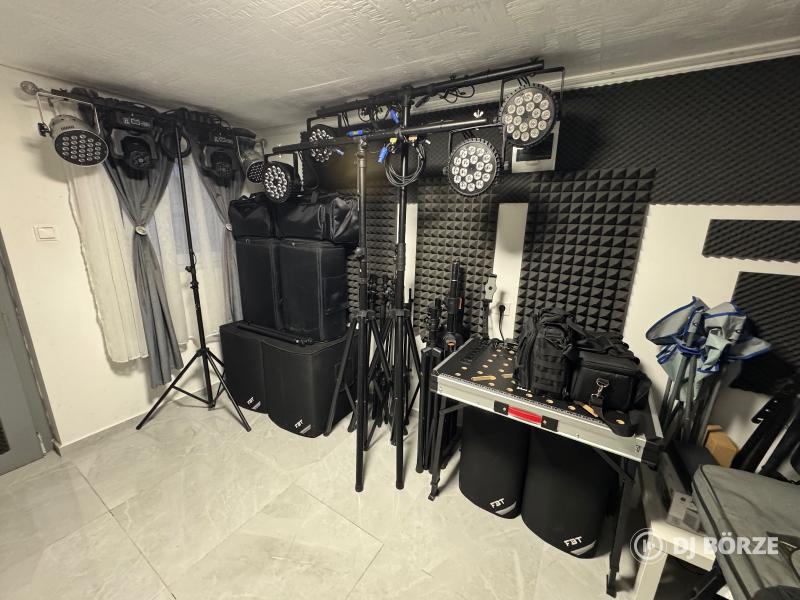 Turbosound NUQ122-AN