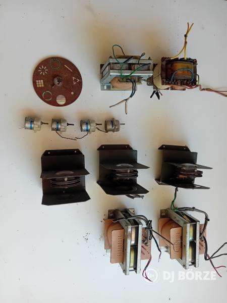 Martin mac 2000 robot és retro 24v fények bontott alkatrészei