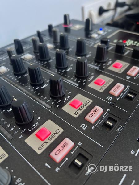 Denon DN-X1600 professzionális 4 csatornás digitális DJ keverő