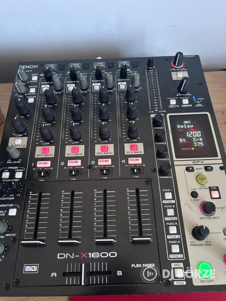 Denon DN-X1600 professzionális 4 csatornás digitális DJ keverő