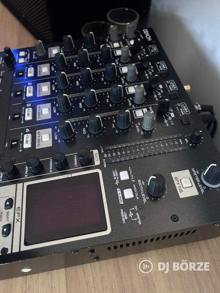 Denon DN-X1600 professzionális 4 csatornás digitális DJ keverő