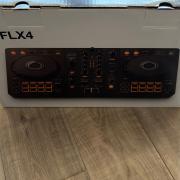 Pioneer DJ DDJ-FLX4 DJ kontroller