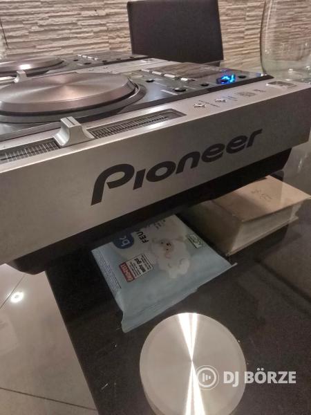 Pioneer cdj 200