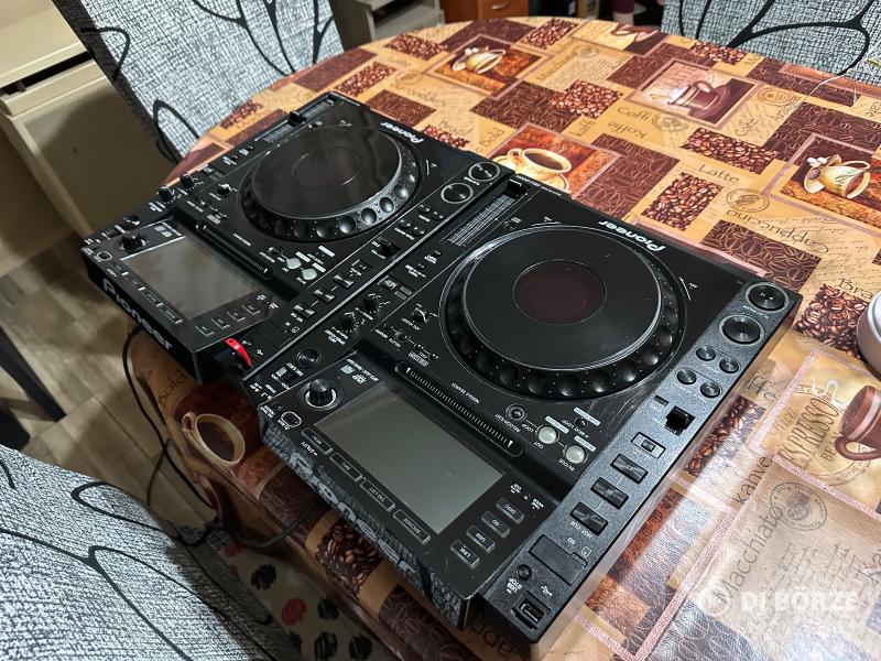 Eladó egy pár Pioneer cdj 2000.