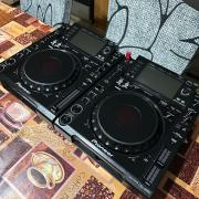 Eladó egy pár Pioneer cdj 2000.