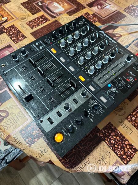 Pioneer Djm 700 keverő eladó!