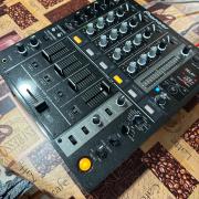 Pioneer Djm 700 keverő eladó!