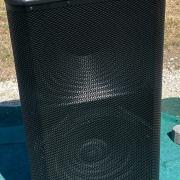 QSC KW152