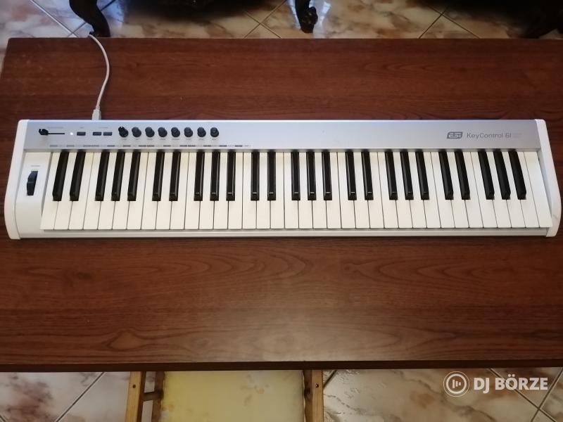 61 billentyüs ESI midi keyboard