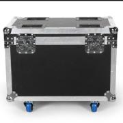 Eladó új rackek 19x15 és 36x18 watt wash zoom robotlámpákhoz