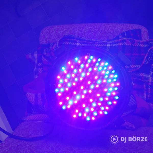 A LED-es fényszóró Par 56 RGB DMX
