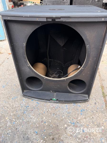 JBL EON 718S üres hangfaldoboz / kabinet