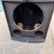 JBL EON 718S üres hangfaldoboz / kabinet