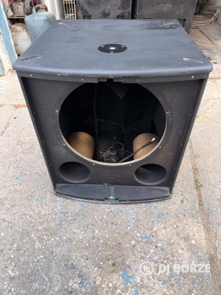 JBL EON 718S üres hangfaldoboz / kabinet