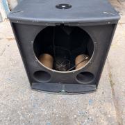 JBL EON 718S üres hangfaldoboz / kabinet