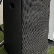 Turbosound TQ-259 hangfalpár + gurulós konténer