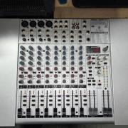 Behringer Eurorack UB1622FX-Pro analóg keverő