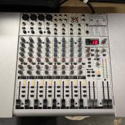 Behringer Eurorack UB1622FX-Pro analóg keverő
