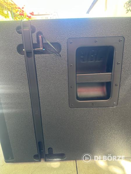 JBL VRX 918s passzív mélyláda