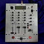 Behringer dx626 dj keverő