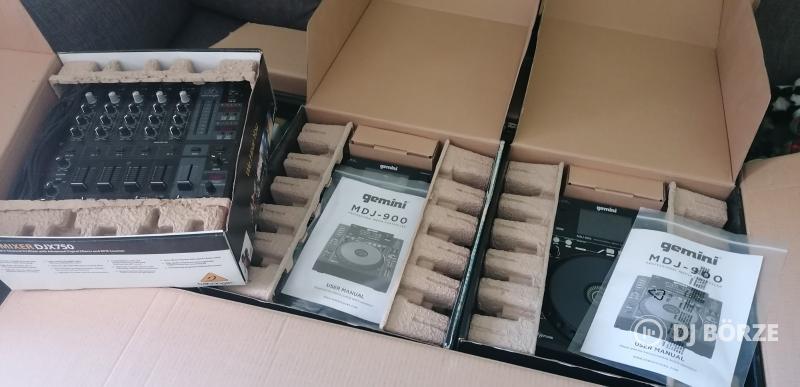 2 db Gemini MDJ 900 lejátszó és egy Behringer Pro Mixer DJX750 keverő