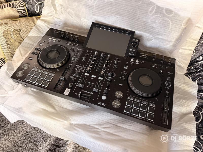 Pioneer XDJ-RX3