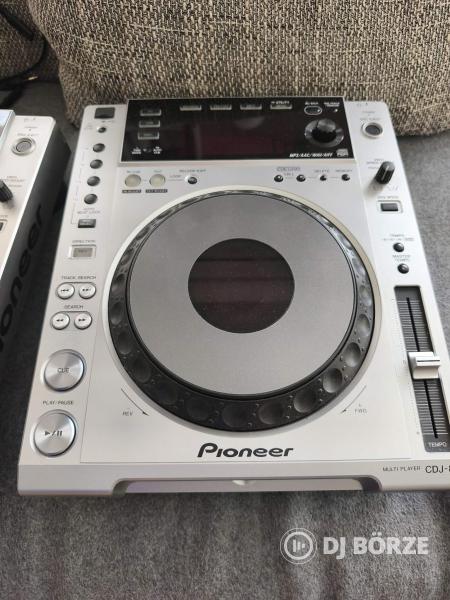 Pioneer CDJ 850