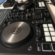 Native Instruments Traktor Kontrol S2 MK3