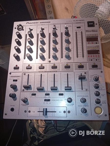 Keresek megvételre pioneer djm 500 vagy 600 as keverőt