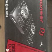 Pioneer DDJ-SB DJ kontroller gyári dobozában, keveset használt állapotban eladó
