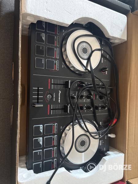 Pioneer DDJ-SB DJ kontroller gyári dobozában, keveset használt állapotban eladó