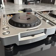 Pioneer CDJ-800 MKII pár