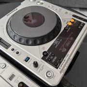 Pioneer CDJ-800 MKII pár