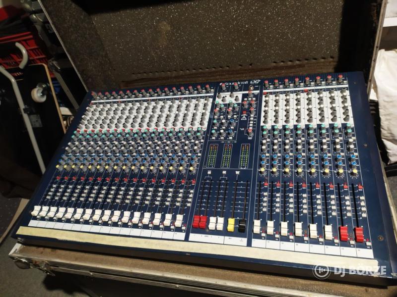 Soundcraft LX7 II (24ch) keverőpult +FOH rack