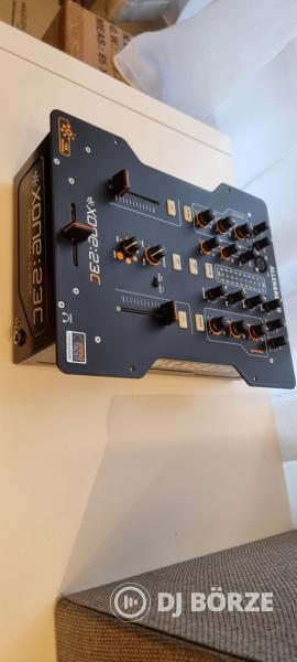 Eladó Allen & Heath Xone:23C DJ Mixer – megkímélt állapotban.