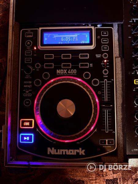 Reloop RMX-60 Digital, Numark NDX400 DJ szett alu rack-ben