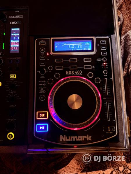 Reloop RMX-60 Digital, Numark NDX400 DJ szett alu rack-ben