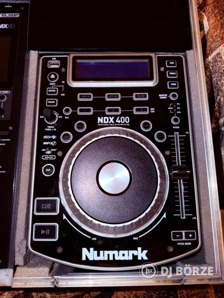 Reloop RMX-60 Digital, Numark NDX400 DJ szett alu rack-ben
