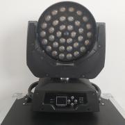 Eladó új 36x18 watt wash zoom robotlámpák rackekkel