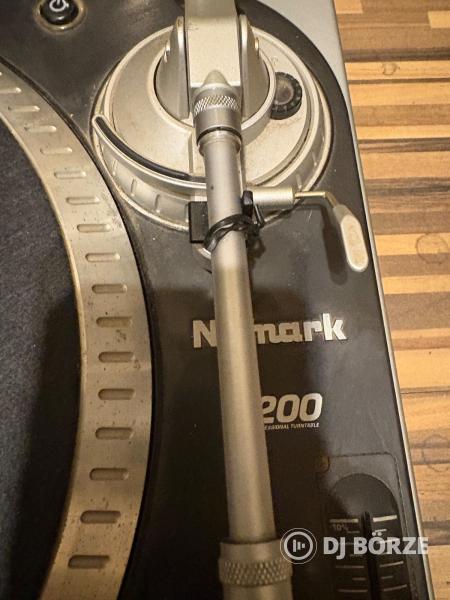 Numark TT200