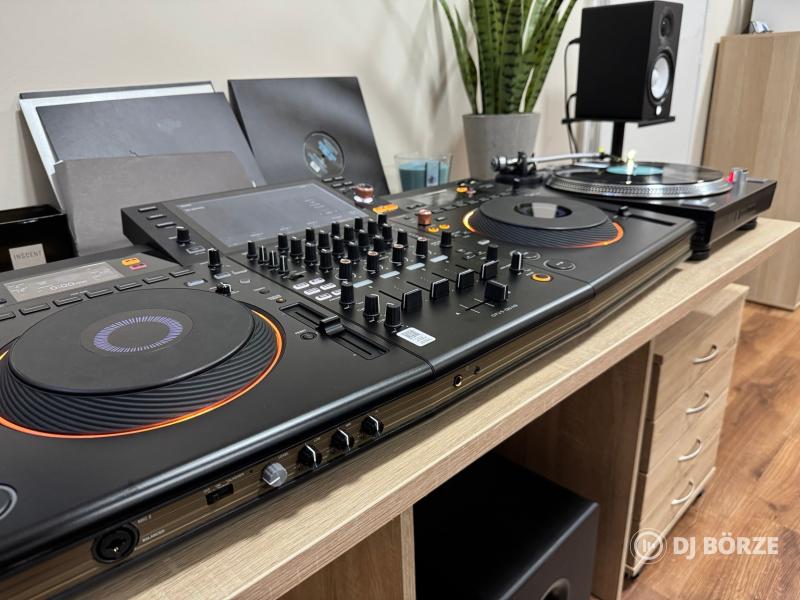 Pioneer DJ OPUS-QUAD – újszerű, kifogástalan állapot