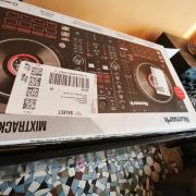 Numark mixtrack platinum Fx