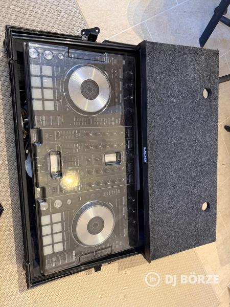 Pioneer DDJ-SX kontroller + szállítóláda (rack)