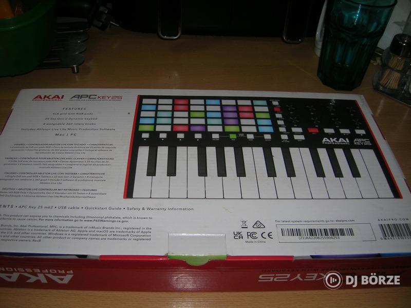 Akai APC Key 25 MK2 - MIDI billentyűzet Ableton Live kontrollerhez