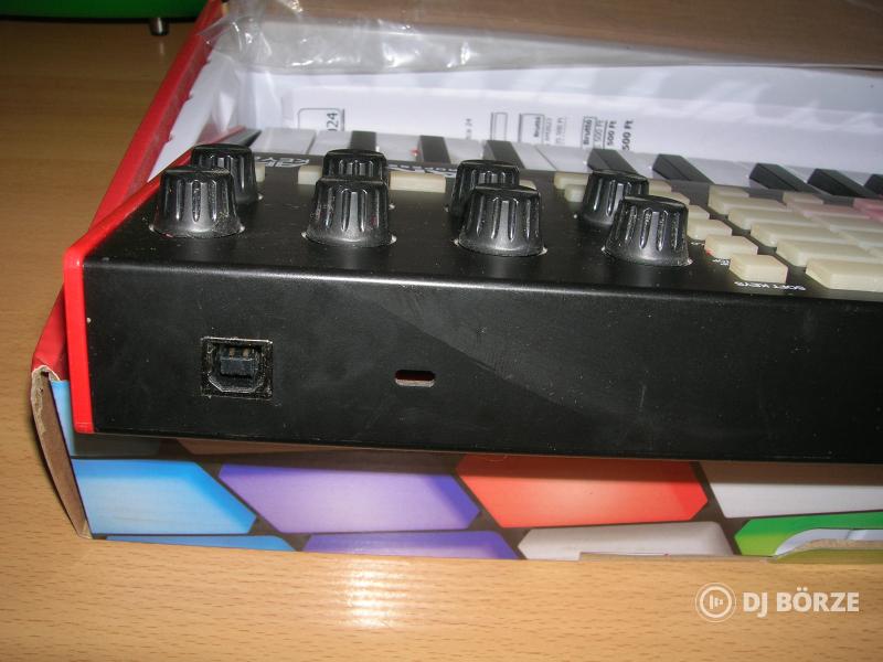Akai APC Key 25 MK2 - MIDI billentyűzet Ableton Live kontrollerhez