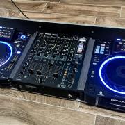 Denon SC2900 pár, Reloop rmx-80 digital, rack