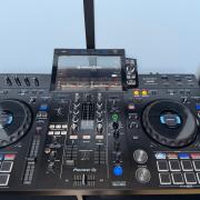 Eladó Pioneer XDJ-RX3 ajándék Pioneer HDJ-X5-K